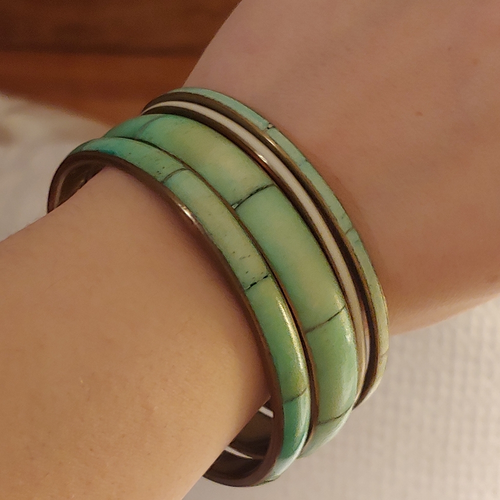 Vintage Bangles - set of 4